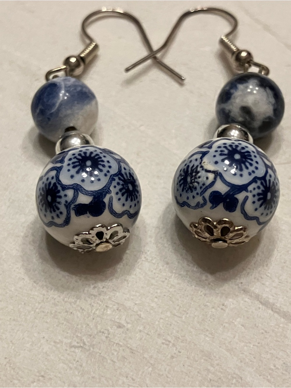 AGATE AND CERAMIC DELFT STYLED BRACELET AND EARRING SET - Picture 3 of 11